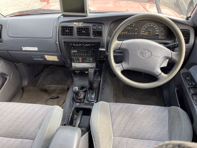 TOYOTA HILUX SURF