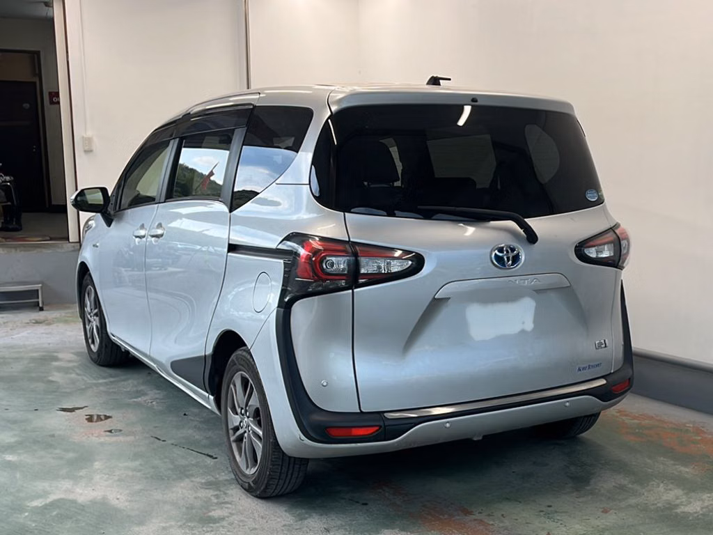 TOYOTA SIENTA
