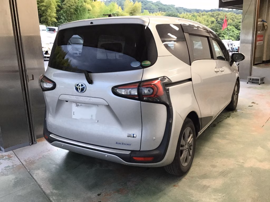 TOYOTA SIENTA
