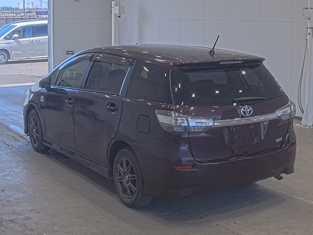 TOYOTA WISH