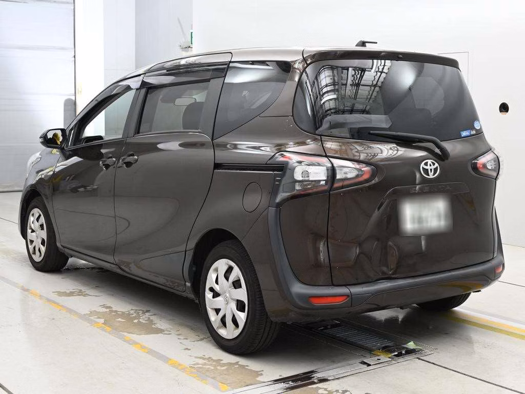 TOYOTA SIENTA