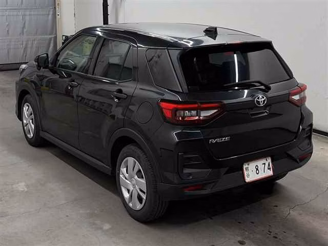 TOYOTA RAIZE