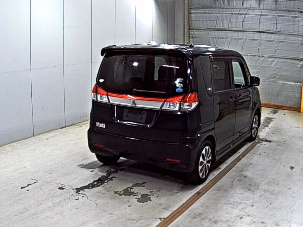 MITSUBISHI DELICA D:2