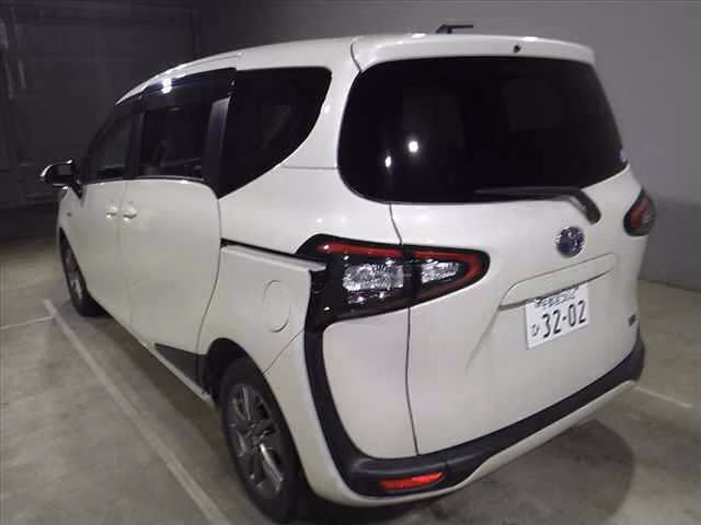 TOYOTA SIENTA