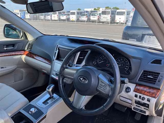 SUBARU OUTBACK
