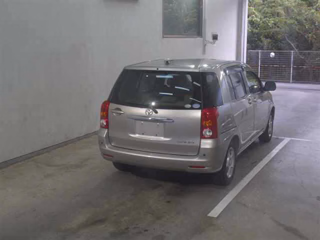 TOYOTA RAUM