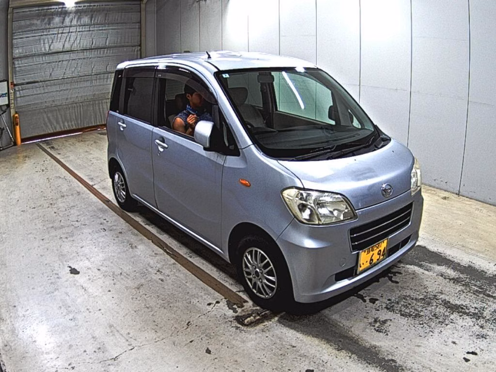 DAIHATSU TANTO EXE