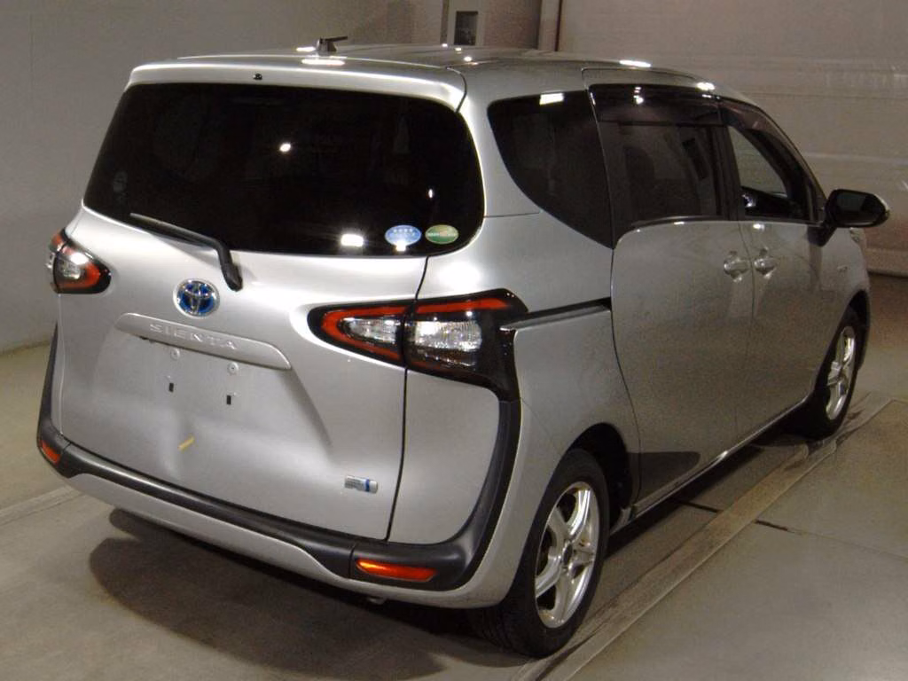 TOYOTA SIENTA