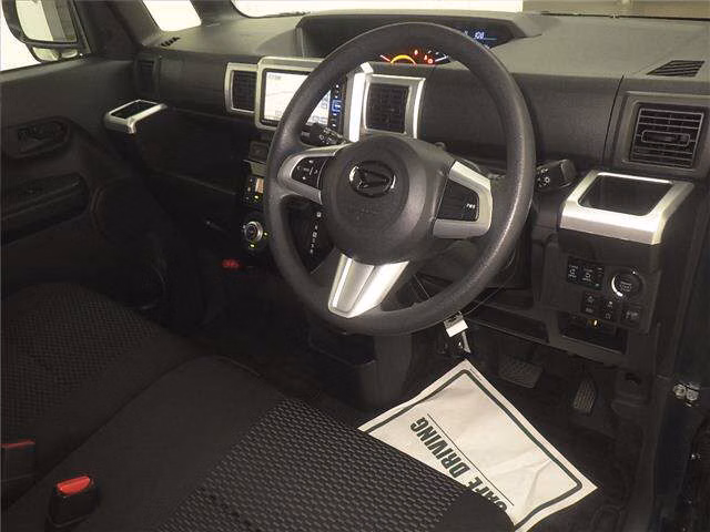 DAIHATSU WAKE