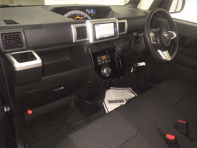 DAIHATSU WAKE