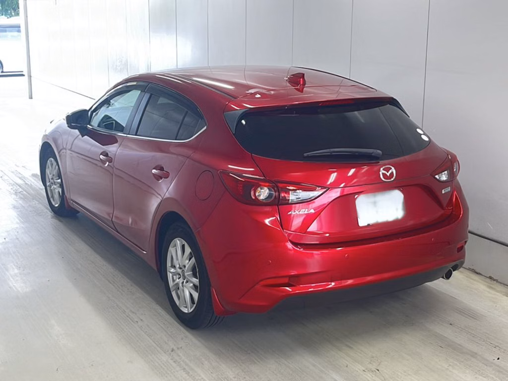 MAZDA AXELA