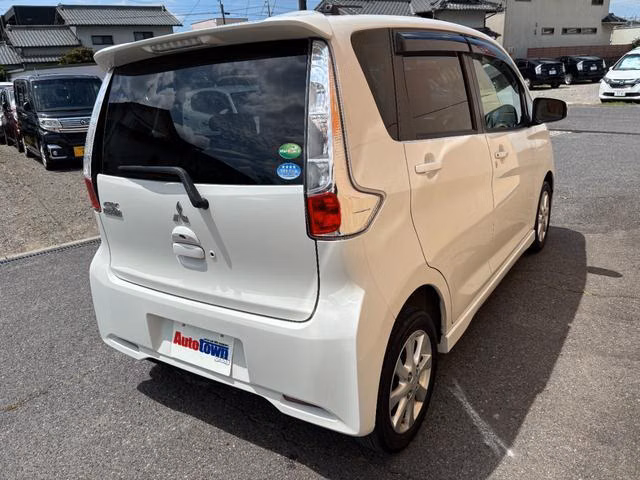 MITSUBISHI EK CUSTOM