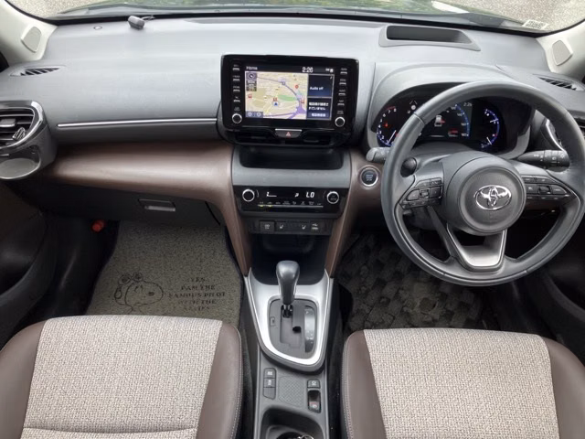 TOYOTA YARIS CROSS