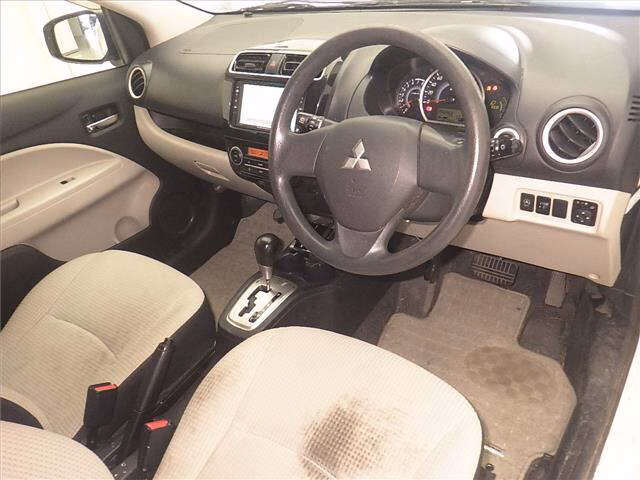 MITSUBISHI MIRAGE