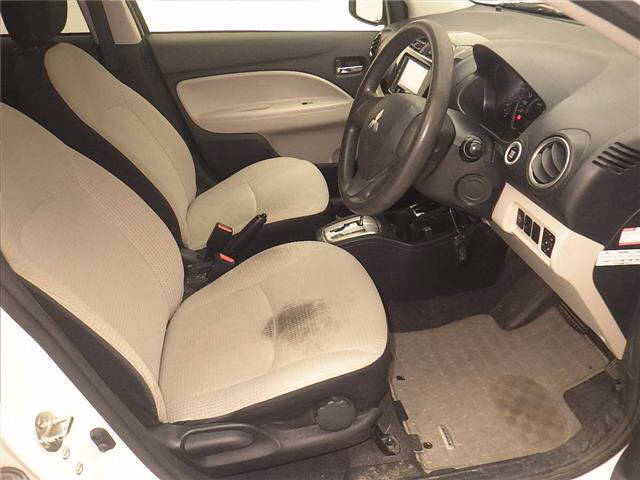 MITSUBISHI MIRAGE