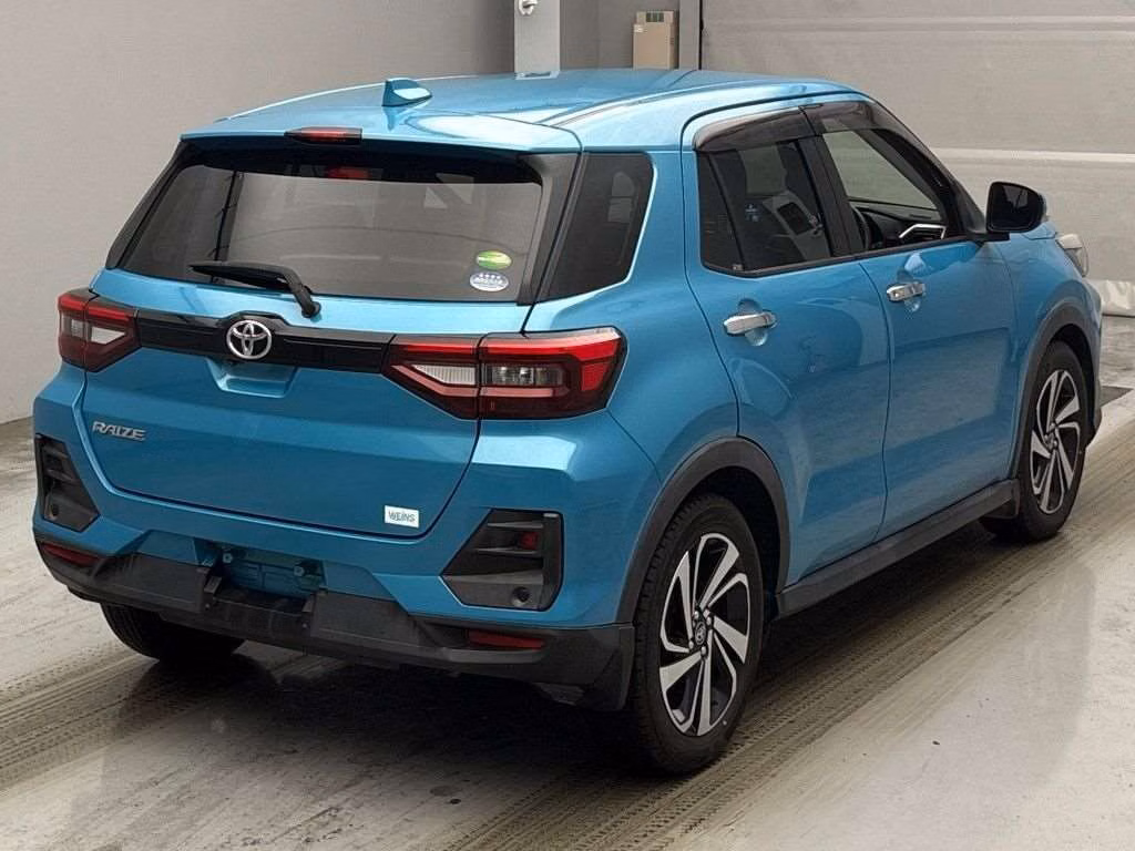 TOYOTA RAIZE