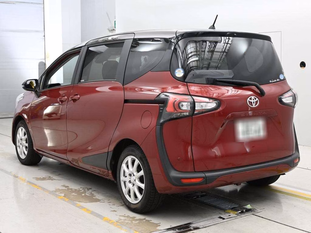 TOYOTA SIENTA