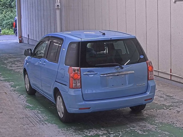 TOYOTA RAUM