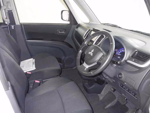 MITSUBISHI DELICA D:2