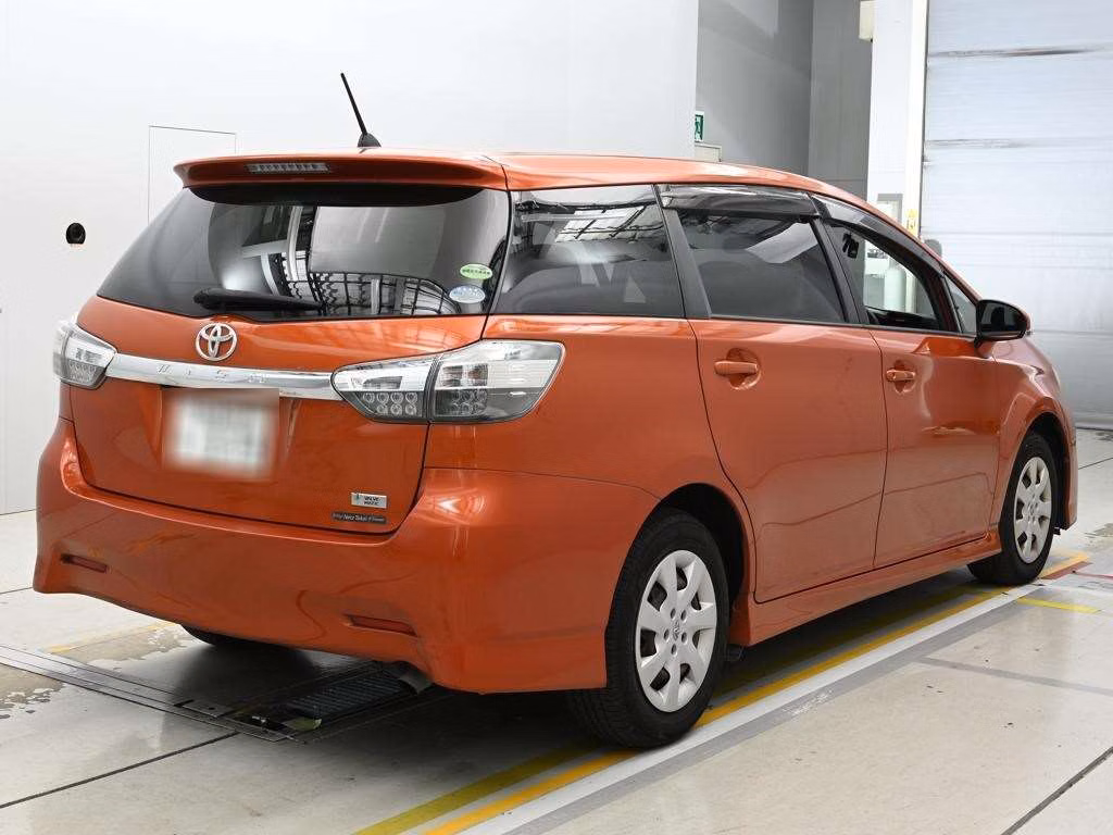 TOYOTA WISH