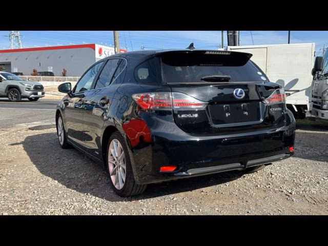 LEXUS CT200H