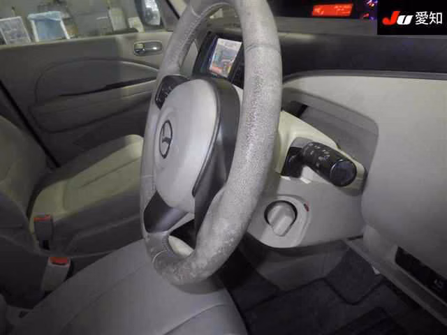 MAZDA BIANTE