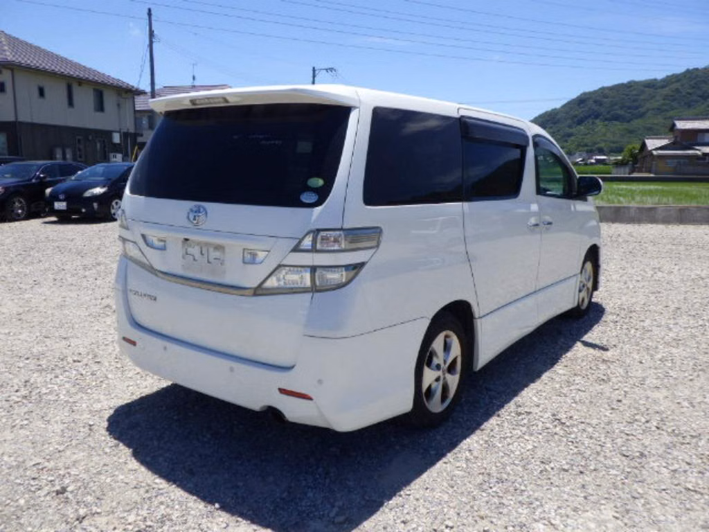 TOYOTA VELLFIRE