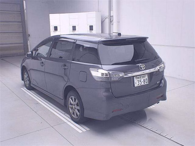 TOYOTA WISH