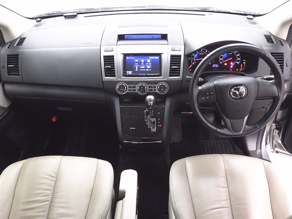 MAZDA MPV