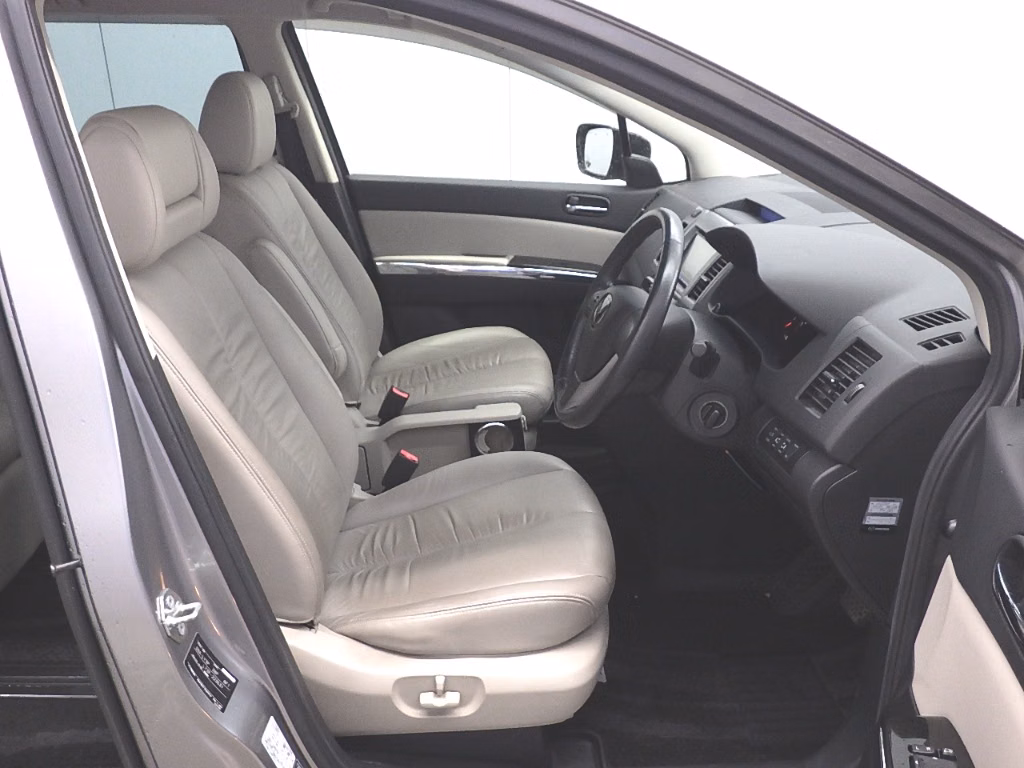 MAZDA MPV