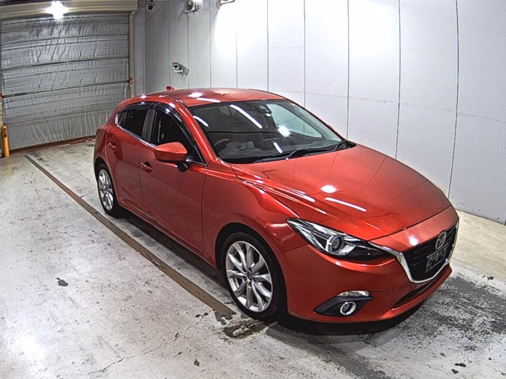 MAZDA AXELA
