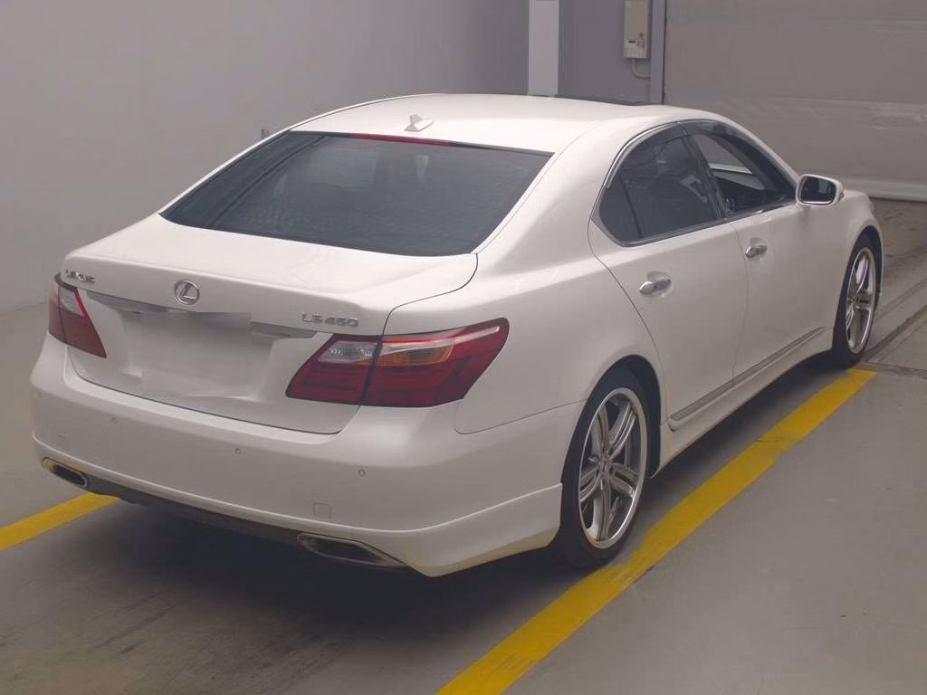 LEXUS LS460