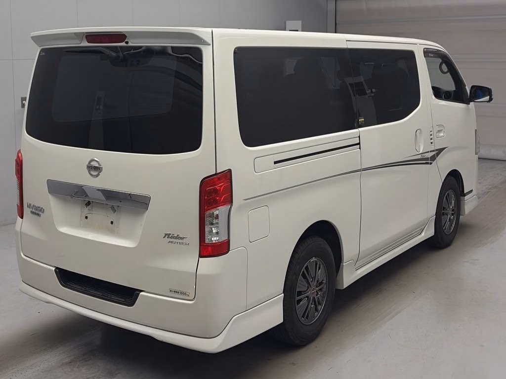 NISSAN NV350 CARAVAN