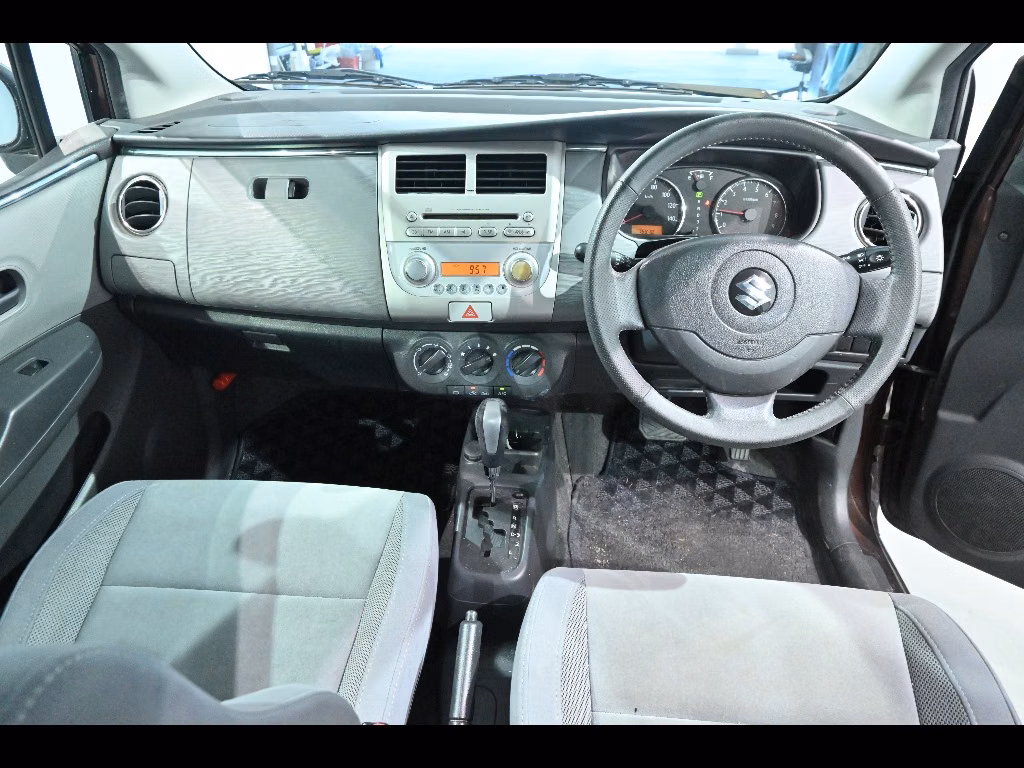 SUZUKI CERVO