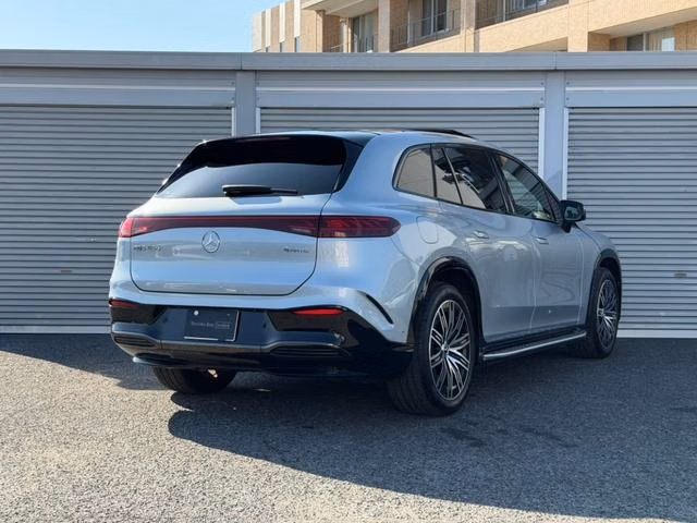 MERCEDES-BENZ EQS SUV