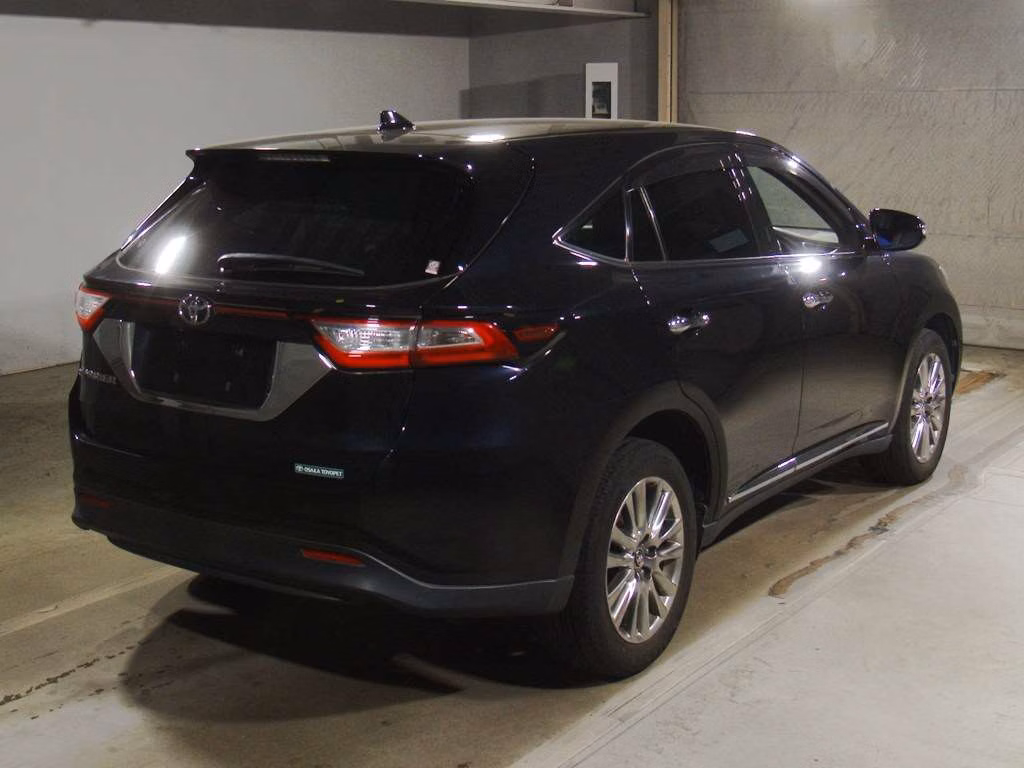TOYOTA HARRIER