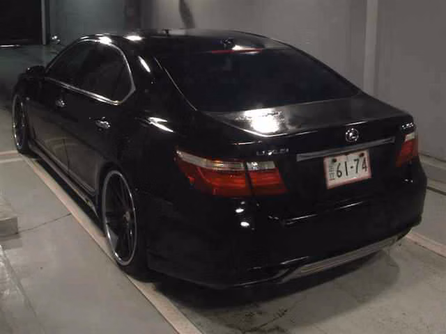 LEXUS LS460