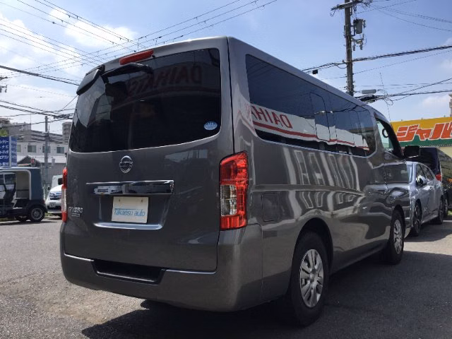NISSAN NV350 CARAVAN