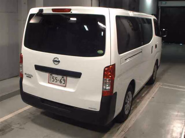 NISSAN NV350 CARAVAN