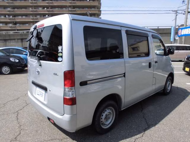 TOYOTA LITE ACE