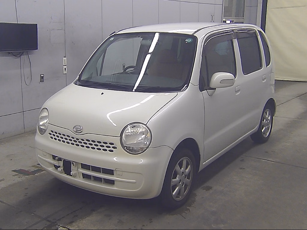 DAIHATSU MOVE LATTE