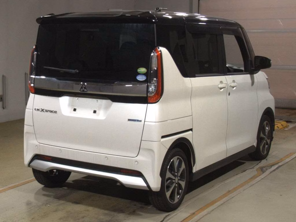 MITSUBISHI EK SPACE