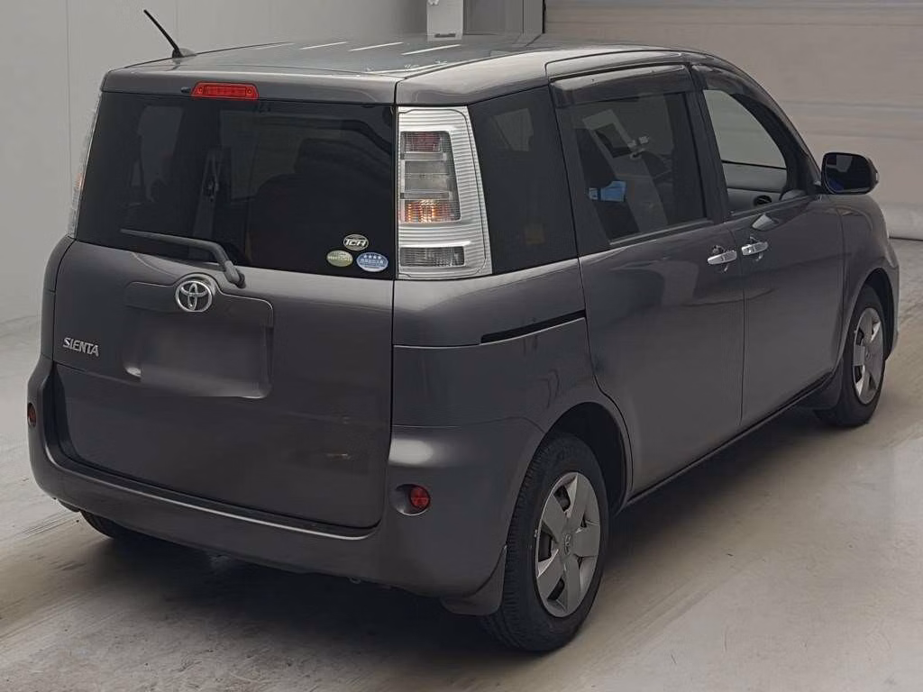 TOYOTA SIENTA
