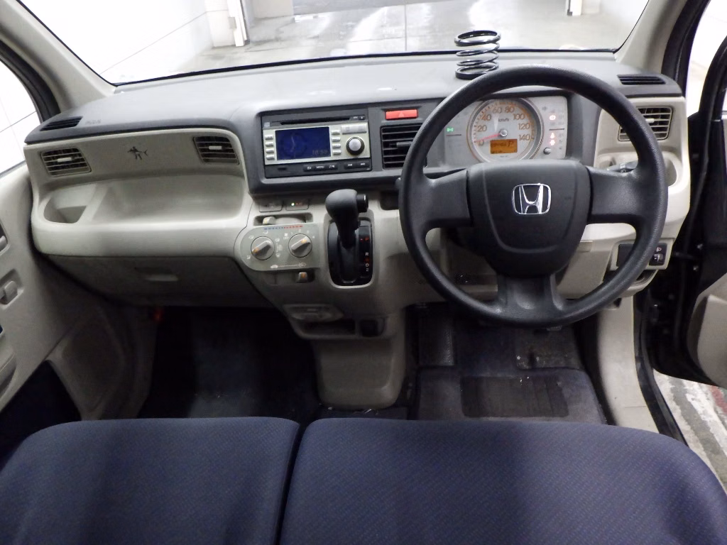 HONDA LIFE