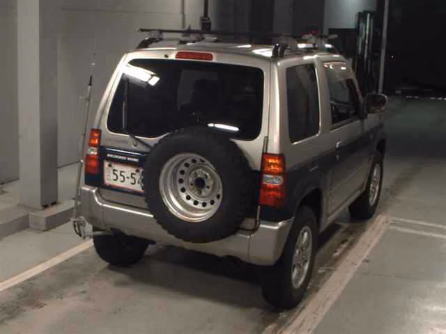 MITSUBISHI PAJERO MINI