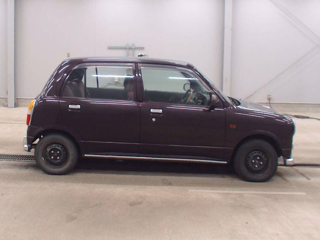 DAIHATSU MIRA GINO