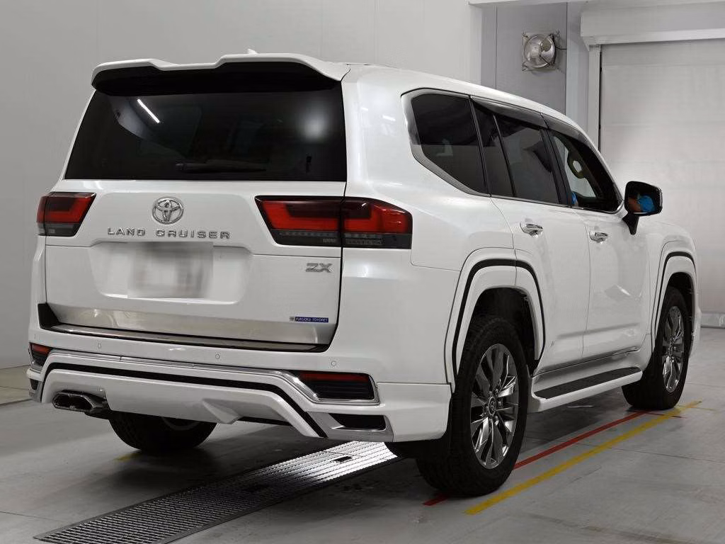 TOYOTA LAND CRUISER