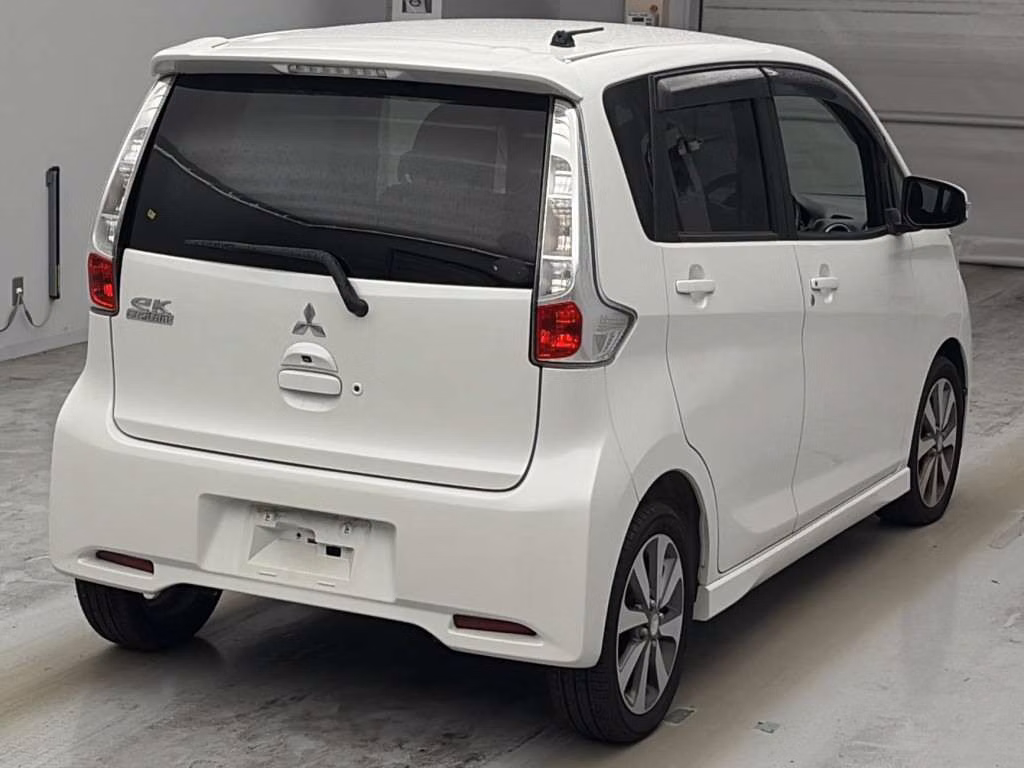 MITSUBISHI EK CUSTOM