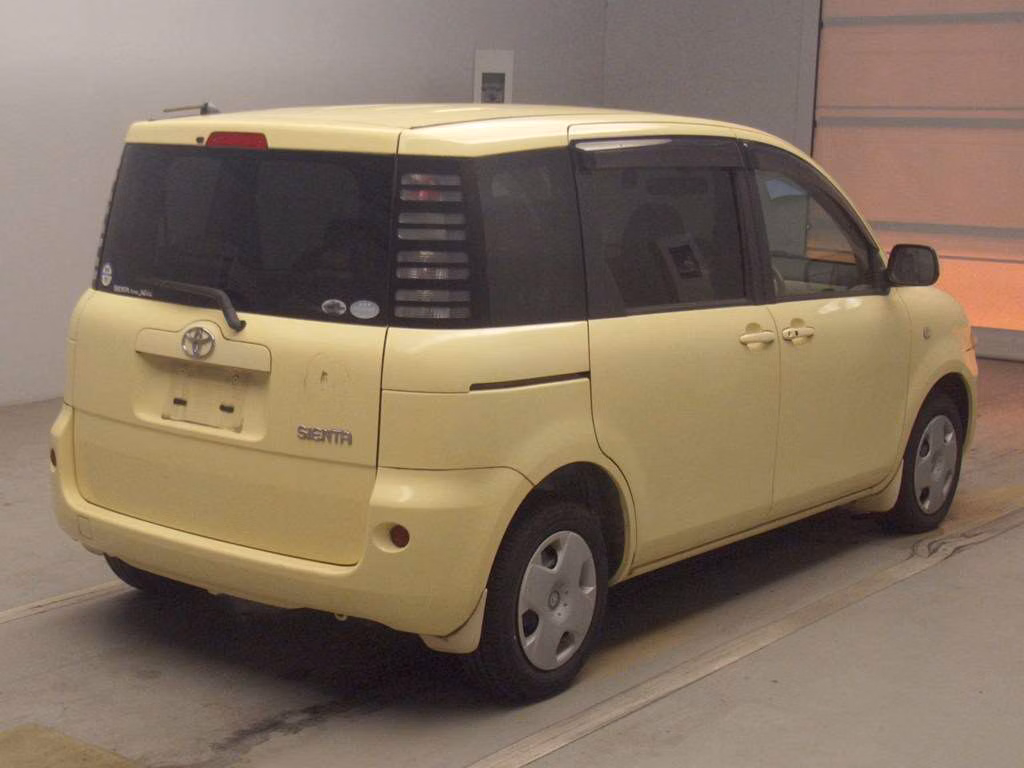 TOYOTA SIENTA
