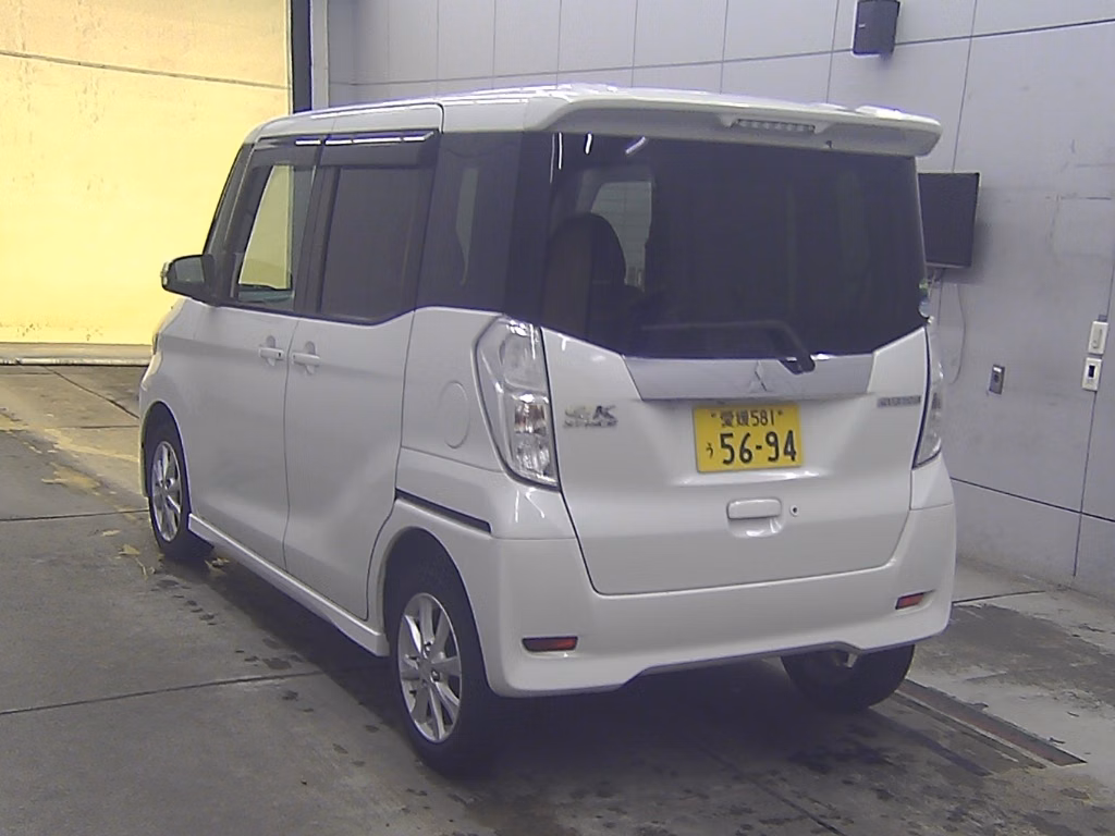 MITSUBISHI EK SPACE